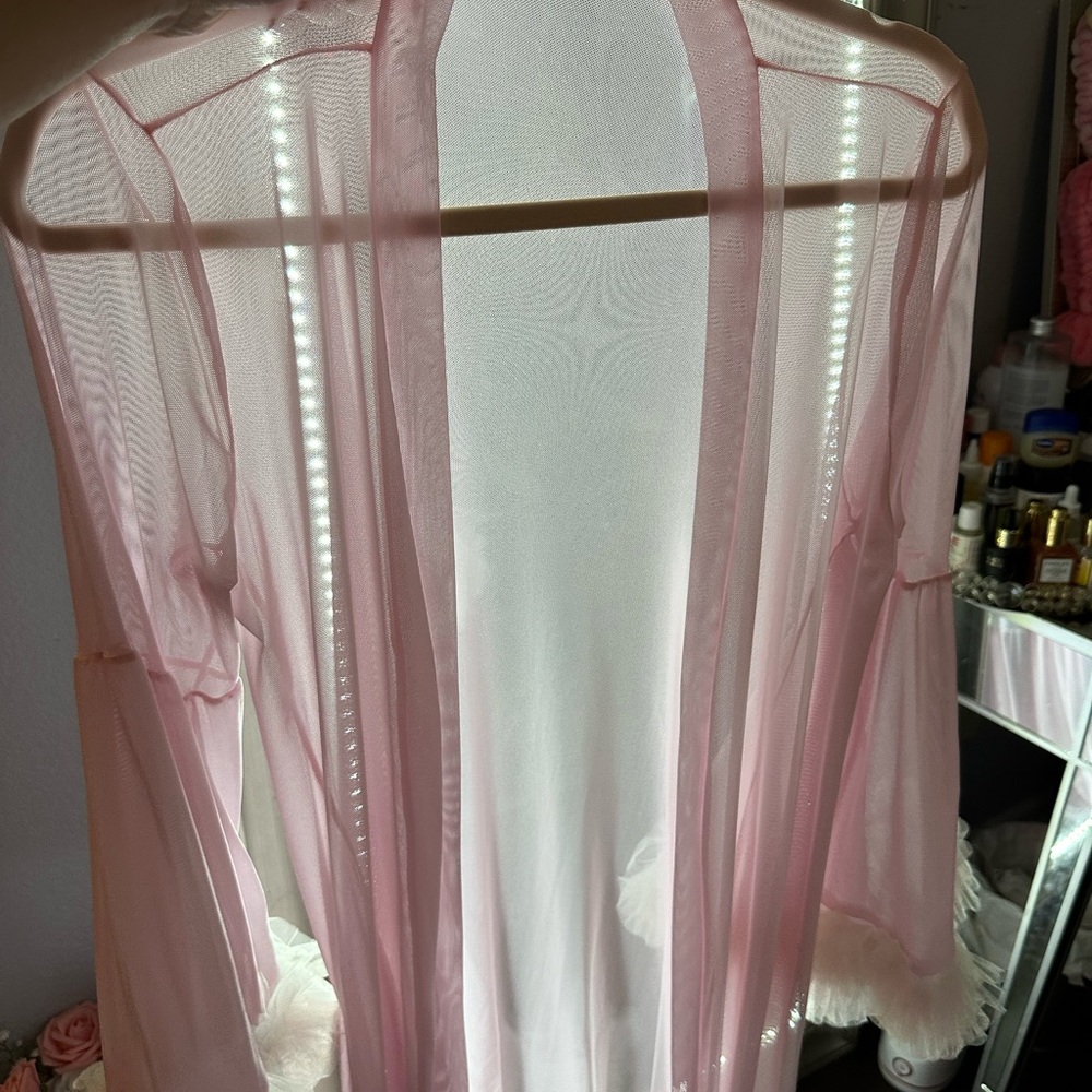 Luxury Robe - Picture 3 of 10